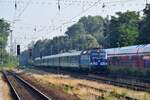 193 297 durchfährt mit ihrem EC nach Berlin Hbf den Bahnhof Zossen.

Zossen 19.07.2020