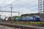 Siemens Vectron 193 534-5 durchfährt am 14.09.2022 den Bahnhof Pratteln.