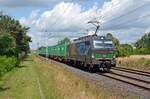 193 232 der LTE führte am 06.07.23 einen einheitlich grünen Containerzug durch Wittenberg-Labetz Richtung Falkenberg(E).