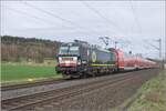 X4E -606 (193 606-1) ist am 26.03.2024 in Richtung Frankfurt/M. Hbf. bei Kerzell unterwegs.
