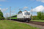 193 432 der ELL führte am 05.05.24 den FLX 1243 nach Basel durch Greppin Richtung Halle(S).