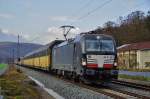 X 4E-857 (193-857) hier zu sehen am 09.12.15 mit einen Altmannautozug der bei Gambach in Richtung Süden unterwegs ist.