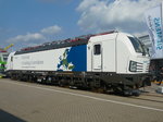 Siemens wirbt weiter für ihre Mehrsystemlok VECTRON und präsentiert die Siemens 91 80 6193 844-8 D-SIEAG auf der InnoTrans, gesehen am 23. September 2016.