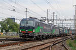 Doppeltraktion, mit den Loks 193 256-5 und 193 260-7 durchfahren den Bahnhof Pratteln. Die Aufnahme stammt vom 28.09.2017.