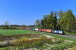 193 237 mit einem Containerzug am 19.04.2018 bei Andorf.