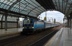 193 298 erreicht mit dem EC 179 aus Hamburg kommend am 20.10.18 den Bahnhof Berlin-Spandau.