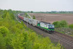 193 727  European Gateway Services  von RTB Cargo mit einem Containerzug bei Markt Einersheim Richtung Nürnberg, 02.05.2019