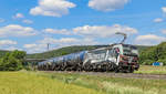 193 623 Rail Force One mit einem Kesselwagenzug am 27.05.2020 bei Harrbach