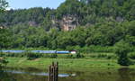 CD Vectron mit dem EC Prag - Berlin - Hamburg an der Elbe beib Schöna 13.06.2020