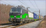 ELL 193-765 zieht Containerzug durch Maribor-Tabor Richtung Koper Hafen. /4.3.2021