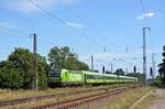 Mit dem Leerzug des FLX 1231 aus Köln rollt 193 862 am 14.08.21 durch Saarmund Richtung Potsdam.