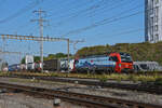 Siemens Vectron 193 465-2 durchfährt den Bahnhof Pratteln.