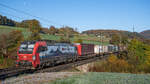 193 472  Köln  ist am Morgen des 23.10.2021 bei Hornussen AG (CH) auf der Bözberg-Nordrampe in Richtung Süden unterwegs.