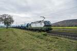 193 739-0 ist mit einen Kesselzug in Richtung Gemünden unterwegs,Himmelstadt am 27.10.2021