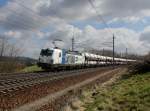 Die 193 813 mit einem Autozug am 03.04.2015 unterwegs bei Haiding.