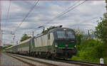 ELL 193 723 zieht EC158 durch Maribor-Tabor Richtung Wien.