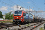 Siemens Vectron 193 469-4 durchfährt am 07.06.2023 den Bahnhof Pratteln.