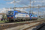 Doppeltraktion, mit den Siemens Vectron 193 526-1 und 193 491-8 durchfährt am 30.03.2023 solo den Bahnhof Pratteln.