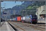 Die von SBB Cargo International gemietete 193 525 erreicht mit einem Güterzug den vollständig neu gestalteten Bahnhof von Altdorf und wird auf ihrer Fahrt nach Süden aller Voraussicht nach durch den Gotthard Basis Tunnel (GBT) fahren.

4. September 2023