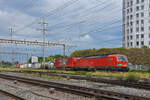 Siemens Vectron 193 346-4 der DB durchfährt am 24.06.2022 den Bahnhof Pratteln.