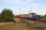 193 734 der ELL schleppte am 20.09.20 für die SETG einen Containerzug durch Gräfenhainichen Richtung Bitterfeld.