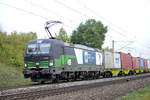 Siemens Vectron 193 223 der ELL (European Locomotive Leasing) zieht ihren Containerzug zwischen Neustadt Aisch und Diebach.