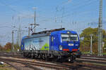 Siemens Vectron 193 497-5 verlässt am 07.10.2022 die Abstellanlage beim badischen Bahnhof.