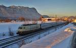 Kurz vor Sonnenuntergang am 21.1.2017 kommt die 103 245-7 mit dem IC  Großglockner  von München nach Schwarzach St.Veit.