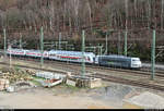 103 222-6 der RailAdventure GmbH überführt einen DBpbzfa 668.2 sowie 147 558-1 und 147 560-7 auf der Bahnstrecke Děčín–Dresden-Neustadt (Elbtalbahn | KBS 247) weiter in