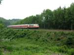 BR 103 245-7  am 6.7.07 vor einem Autozug nach Salzburg.