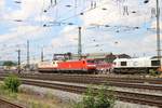 DB Cargo 152 001-4 und E03 001 beim Sommerfest im DB Museum Koblenz Lützel am 22.06.19. Von einen Gehweg aus fotografiert. Die Bundespolizei hat die Fotografen überwacht damit nichts passiert