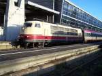 103 245 zieht am 09.11.2007 den EC 114 nach Dortmund aus Augsburg Hbf.