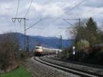 TEE 5460 Dortmund-Domodossola  mit 103 184 und 6 Wagen hier kurz nach Freiburg St-Georgen. 1.4.10