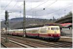 TEE-Rheingold (103 235 + Wagen) beim Dampfspektakel 2010 auf der Rckfahrt von Trier nach Dortmund; hier bei der Ausfahrt aus Koblenz Hbf, 3.4.2010.