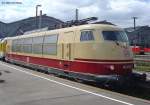103 222 (ex 750 003) steht am 11.08.2005 mit einem Messzug in Leipzig Hbf.