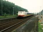103 116-0 mit eine aus Niederlndische IC-Wagens bestehende D 1820 Kln Hbf-Eindhoven auf Bahnhof Viersen am 26-8-1997.