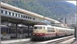 103 184-8 steht mit einem Sonderzug auf Gleis 5 in Chur.