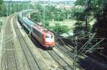 103 101 mit IR 2194 auf der Neckarbrcke zwischen Stuttgart-Bad Cannstatt und Hbf, Datum: 11.08.1993
