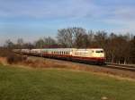Die 103 184 mit einem TEE am 28.12.2011 unterwegs bei Hilperting.
