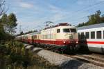 103 235 mit einem TEE Sonderzug am 03.10.2010 zwischen Haar und Vaterstetten.