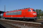 So hätte der heutige Fernverkehr aussehen können: Die in verkehrsrot lackierte 103 233-3 steht im DB Museum in Koblenz.