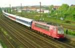 103 168 mit IR 2345  Wesertal  (Amersfoort–Berlin) am 28.04.2000 in Osnabrck Hbf