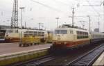 Dortmund HBF am 4.3.1988 von rechts:  103141 mit IC 523 und 103215 mit IC 613 um 11.43 Uhr.