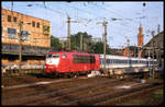 103223 fährt hier am 18.7.1998 um 07.04 Uhr mit dem Interregio nach Luxembourg aus dem HBF Bremen ab.