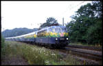  Blümchenwiese  wurde der Touristik Zug der Bahn liebevoll genannt! Hier ist er am 1.8.1998 um 8.12 Uhr auf der Rollbahn bei Hasbergen als Ex 166 nach Rügen unterwegs.