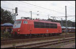DB 103101 rangiert hier am 26.8.2001 nach der Ankunft mit ihrem Zug aus Berlin solo im Grenzbahnhof Bad Bentheim.