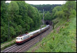 DB 103184 hat hier am 14.5.2006 um 9.44 Uhr mit dem TEE 79827 den Lengericher Tunnel verlassen und fährt weiter zum Zielbahnhof nach Binz auf Rügen.