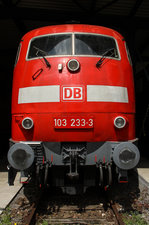 103 233-3 am 04.06.16 im DB Museum Koblenz Lützel.