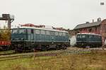 DB E10 121 & E10 005 im DB Museum Koblenz, November 2024.