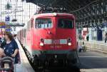 Die 110 376-1 mit RE9 Verstärker am 07.08.2008 in Köln HBF